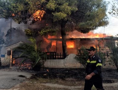 Δήμαρχος Ραφήνας: «Θα έχουμε πάνω από 100 νεκρούς» - Άργησε να ξεκινήσει η επιχείρηση διάσωσης